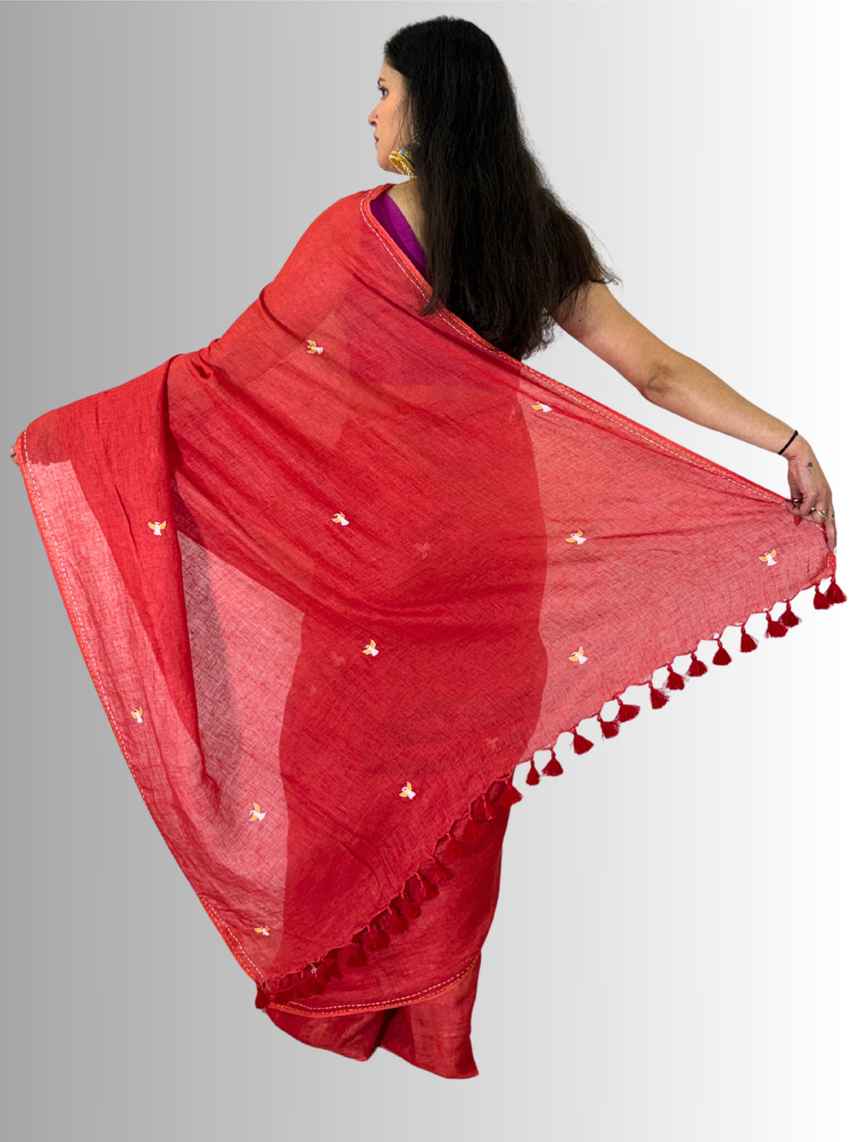 handloom linen red saree with bird hand embroiedry with blouse