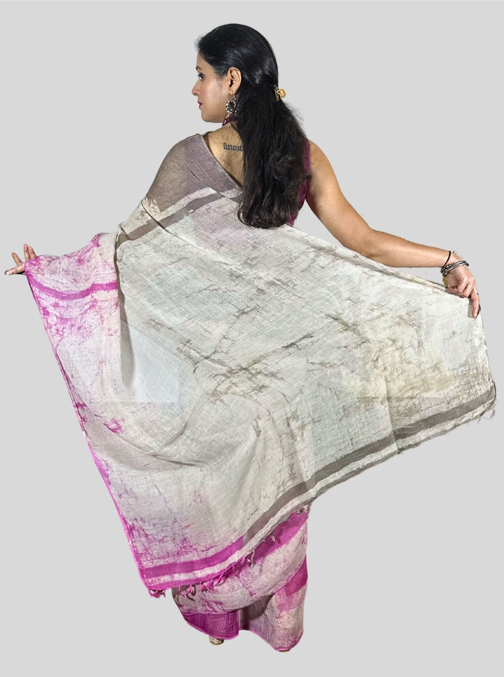 mouse colour and pink dabu print handloom linen saree with blouse