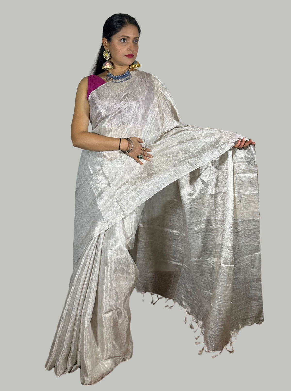 Silver tissue linen handloom saree with attached blouse