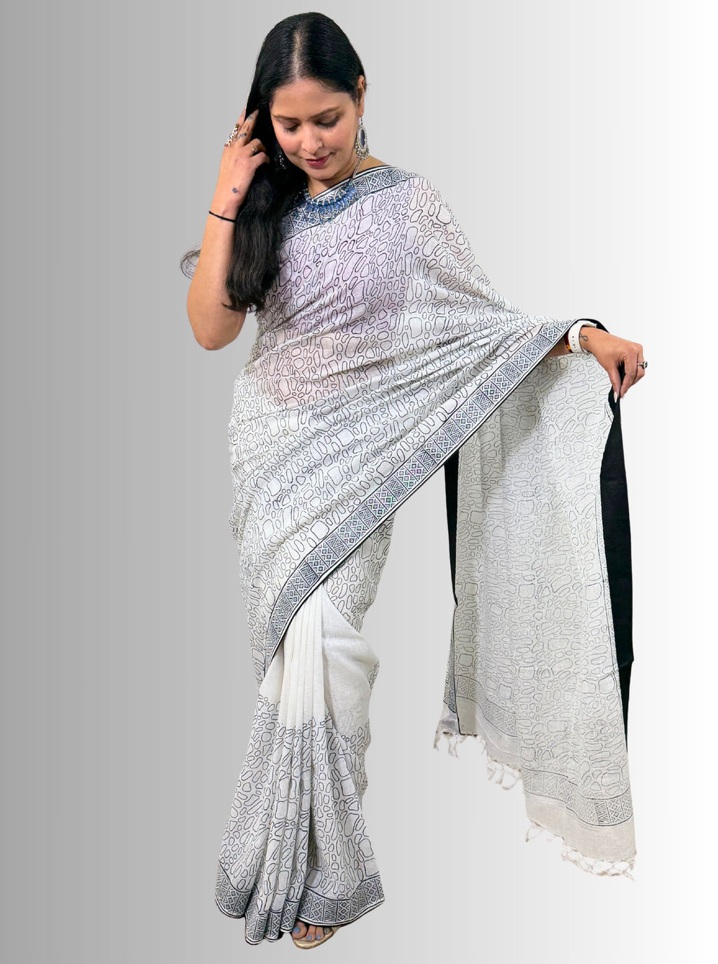 Handloom Cotton Linen White Hand Block Print Saree with Blouse, Featuring Facing and Tapering Work Done