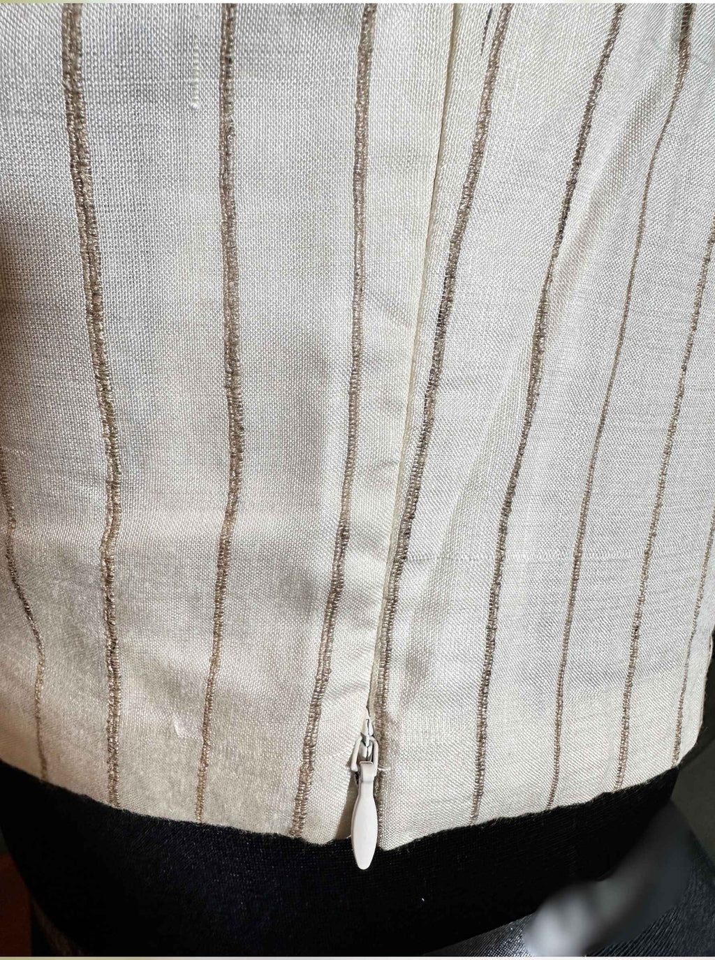 Pure Handloom Kosa Silk off white Boat Neck Blouse