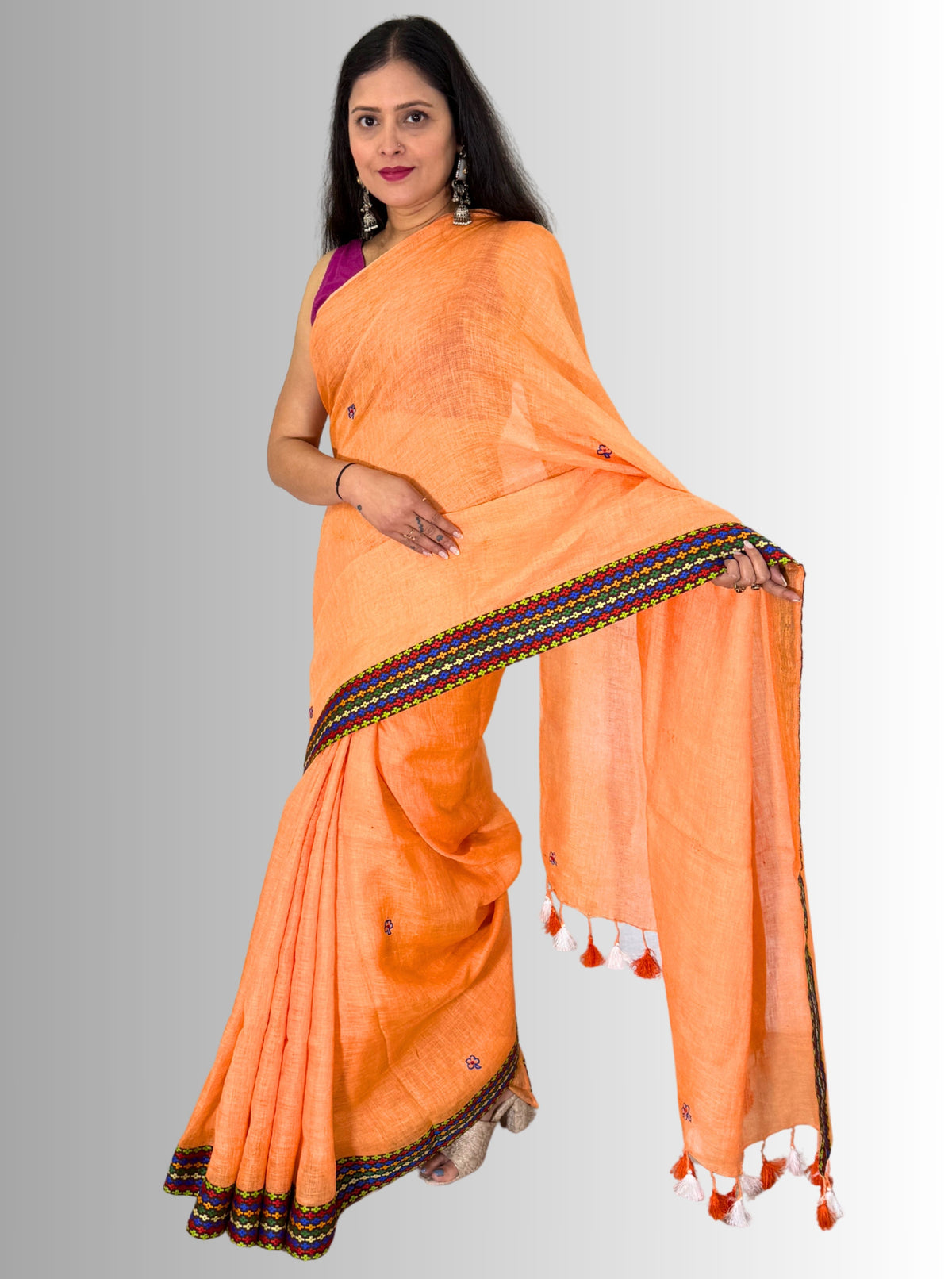 Peach hand embroiedry handloom linen  border saree with blouse