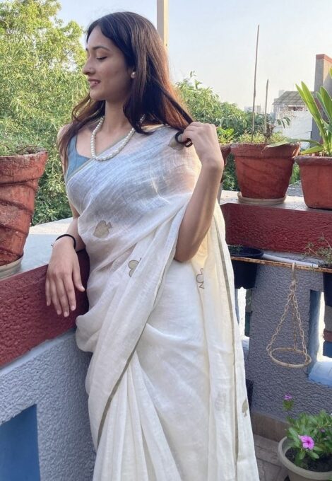 PURE LINEN HANDLOOM EMBROIDERED OFF WHITE COLOR SAREE